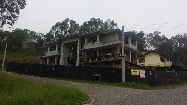 RESIDÊNCIA DE ALTO PADRÃO (OBRA COMPLETA)